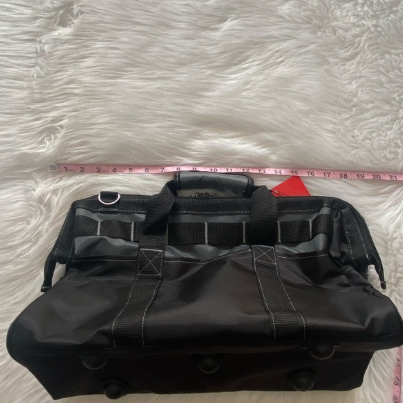 NWT-Swiss Design Black Multi-Pocket Utility Bag - Picture 3 of 7